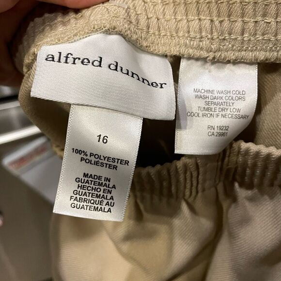 NWT Alford Dunner Pants  - Picture 2 of 4